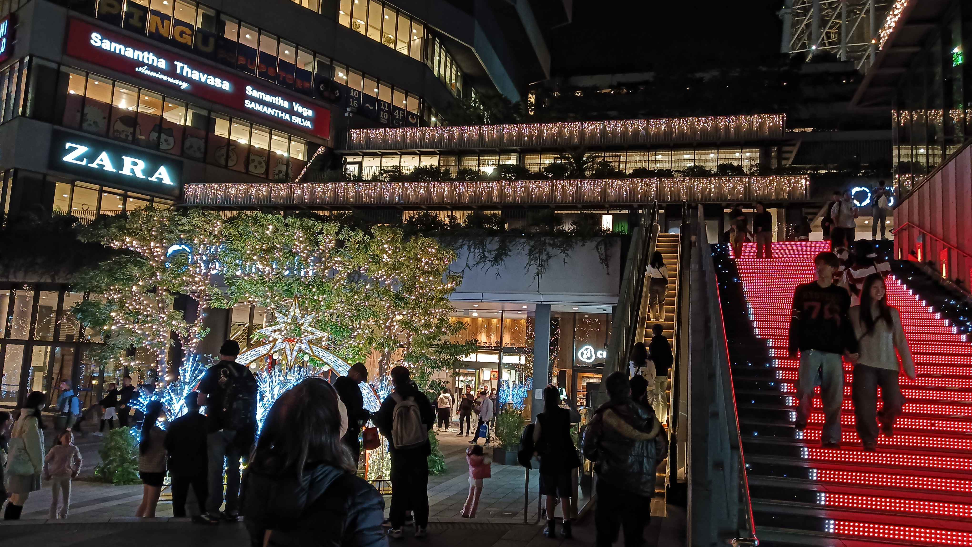 ライトアップされたスカイツリー